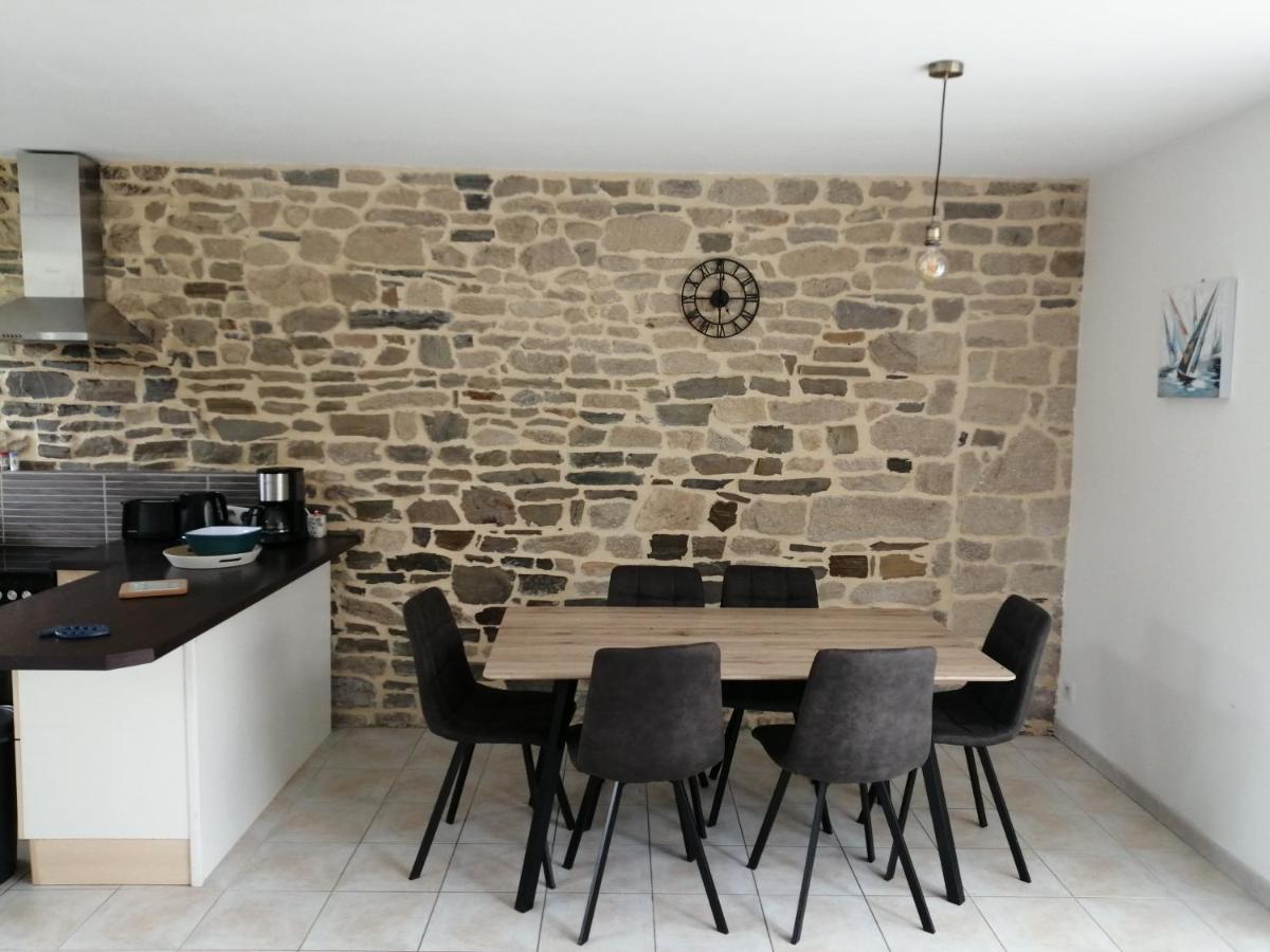 Maison Jullouville Au Calme 외부 사진